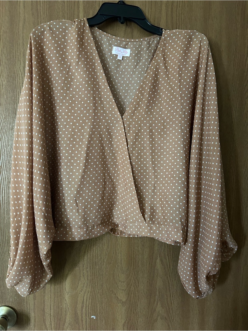 Pink Lily-NW no tag. Brown & White Polka Dot Blouse w/snap closure in front. S